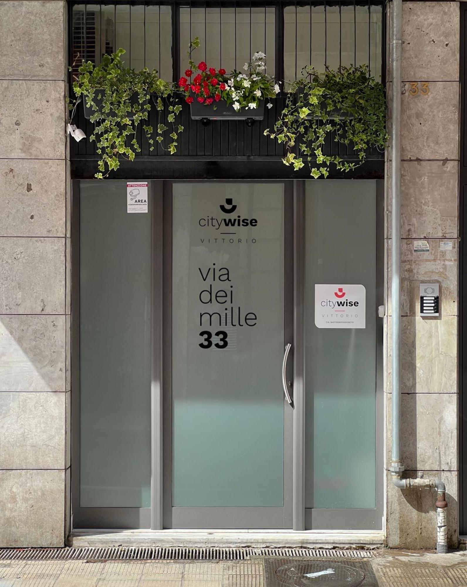 Citywise Vittorio - Independent Apartment Near Bari Central Station 外观 照片